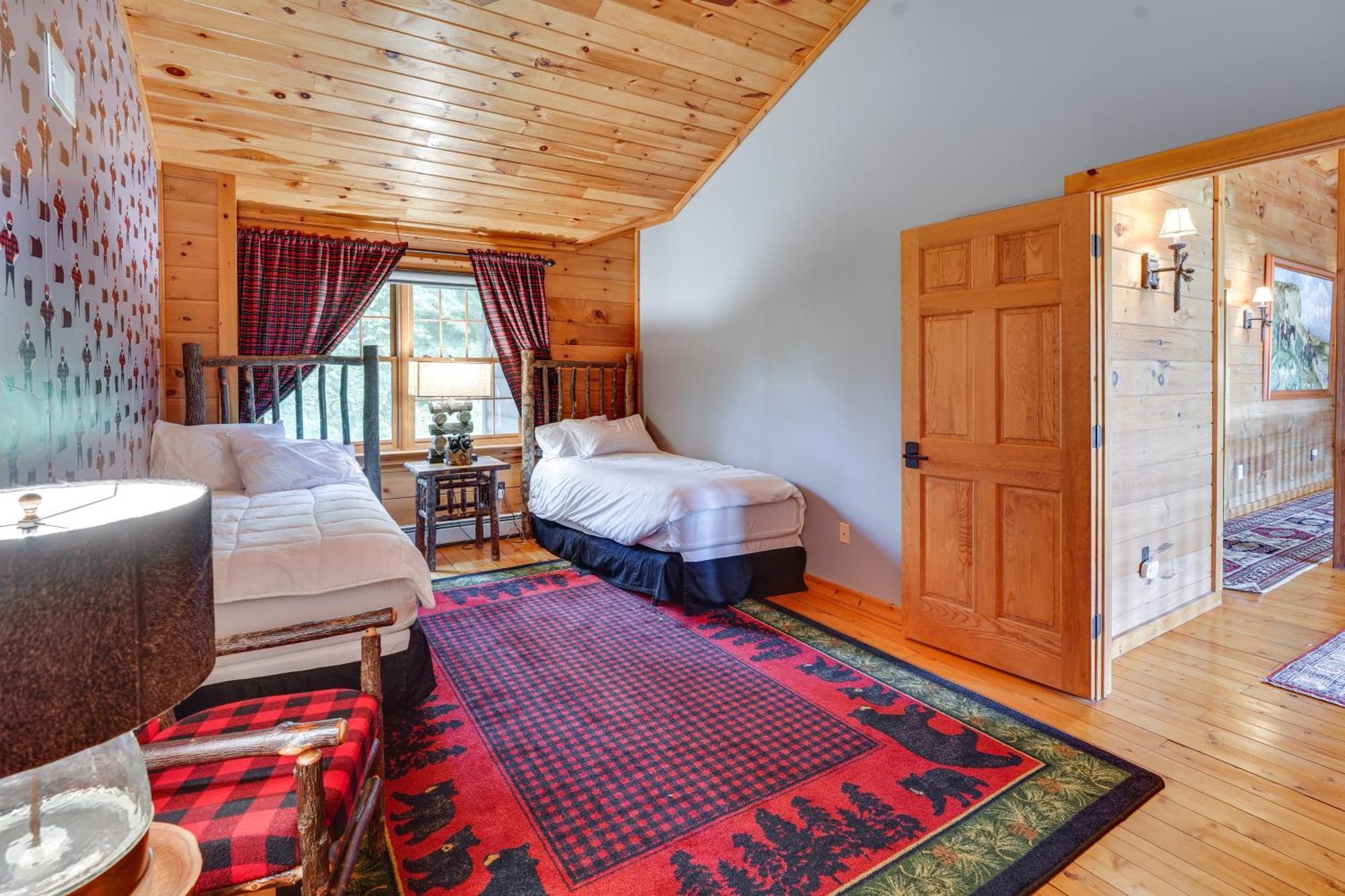 Luxury Log Cabin With Ev Charger And Mtn Views! Blairstown Экстерьер фото