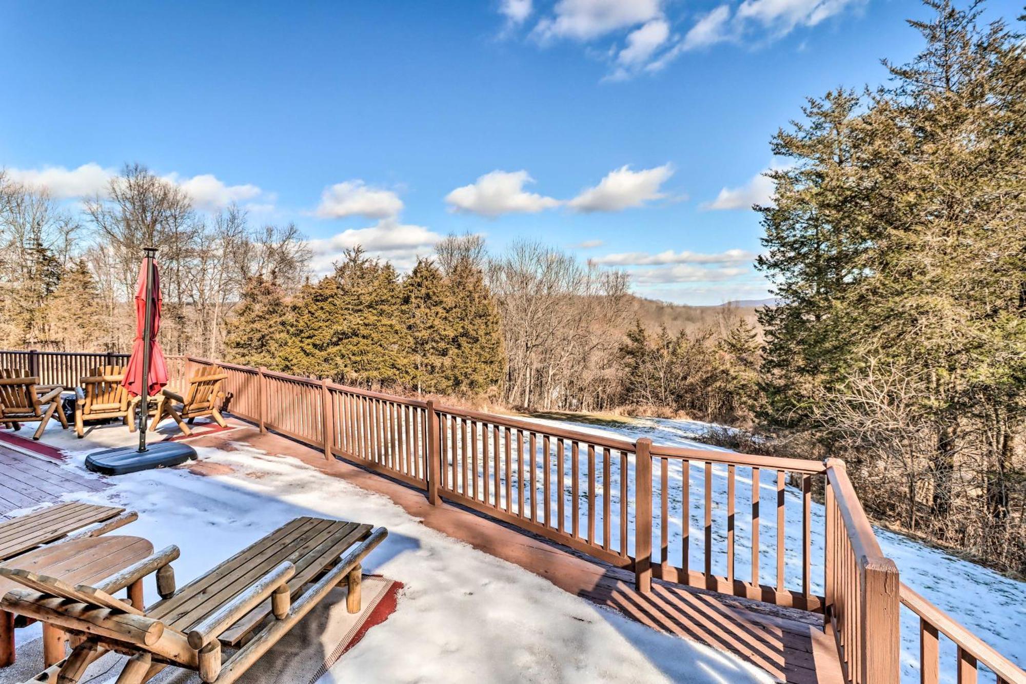 Luxury Log Cabin With Ev Charger And Mtn Views! Blairstown Экстерьер фото